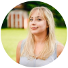 portrait of Samantha Toet